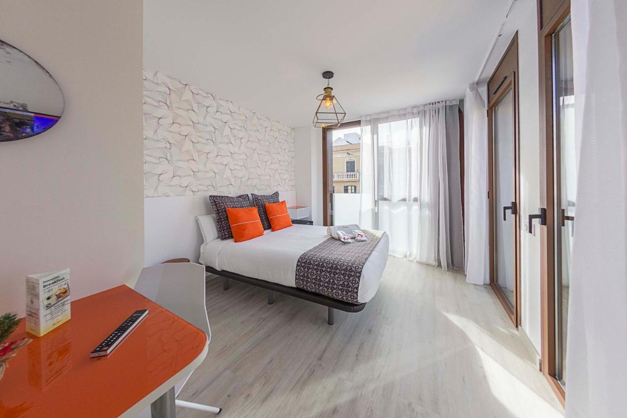 Apart-Suites Hostemplo Barcelona Buitenkant foto