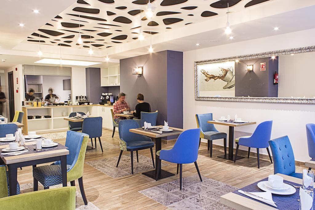 Apart-Suites Hostemplo Barcelona Buitenkant foto