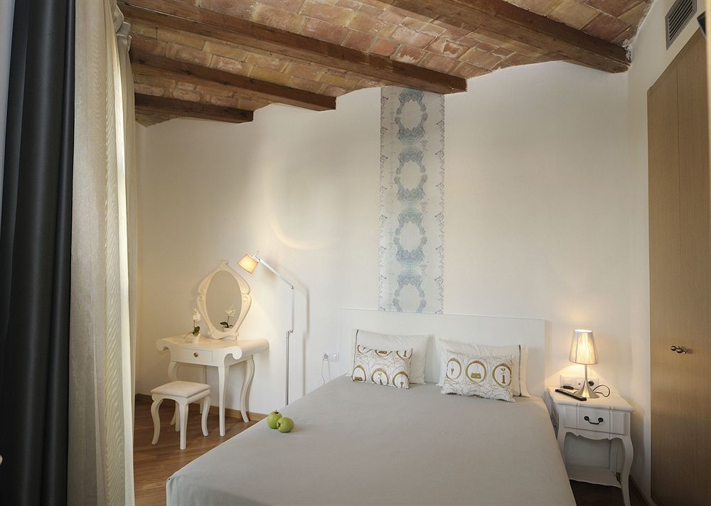 Apart-Suites Hostemplo Barcelona Buitenkant foto