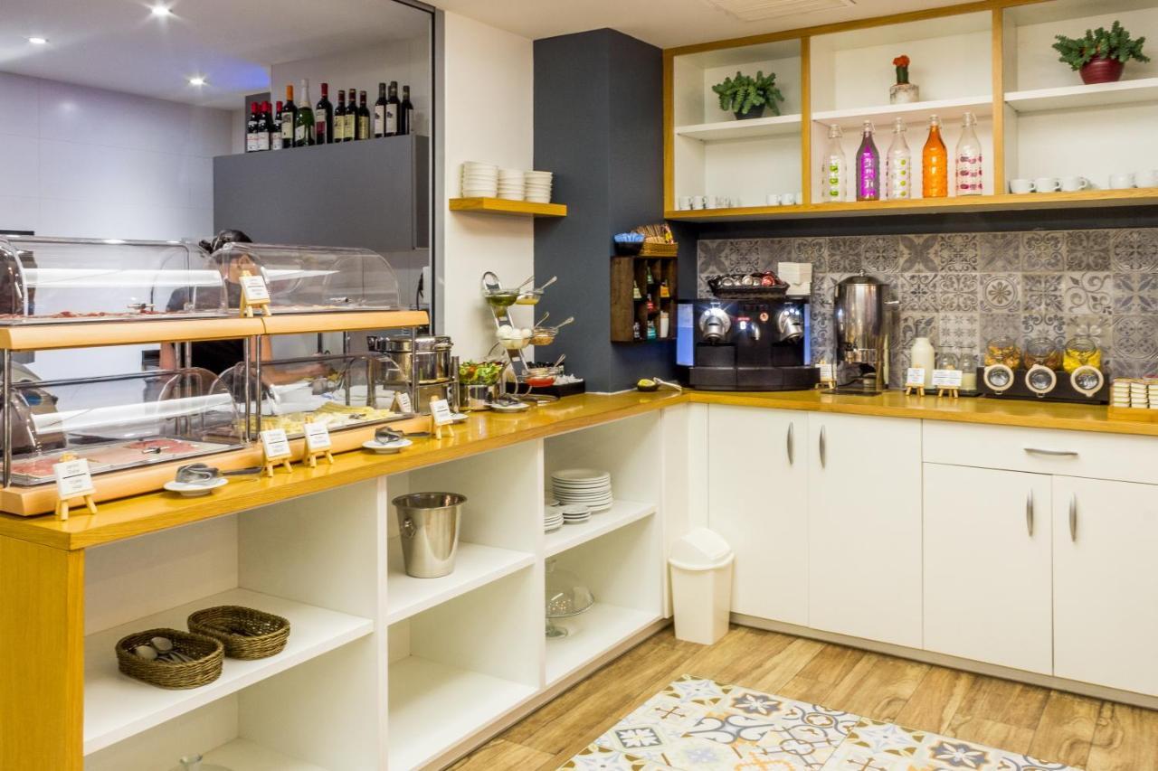 Apart-Suites Hostemplo Barcelona Buitenkant foto